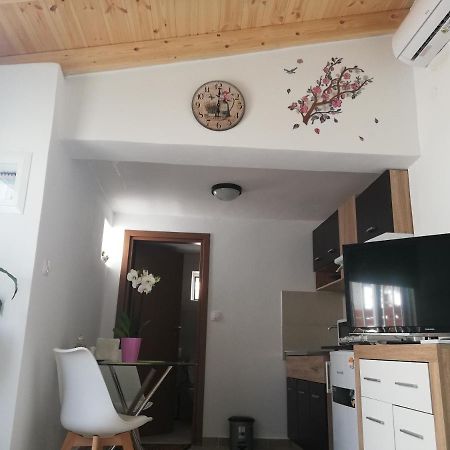Small Studio With Yard La Canea Esterno foto